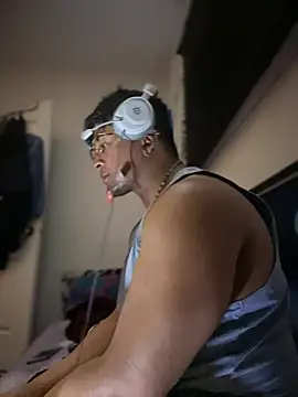 CleanGrey online show from February 17, 10:23 am