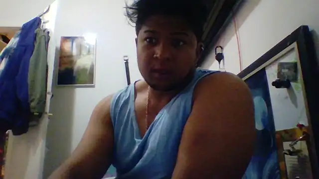 Snapshot of CleanGrey chatting on April 30, 11:16 am CleanGrey online show from April 30, 11:16 am