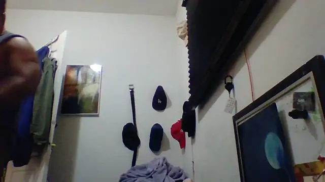 Snapshot of CleanGrey chatting on May 1, 6:07 am CleanGrey online show from May 1, 6:07 am