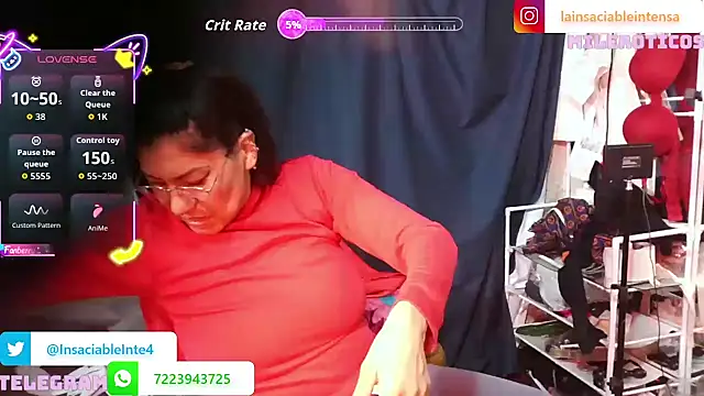 Snapshot of LaInsaciableIntensa chatting on October 12, 12:42 am LaInsaciableIntensa online show from October 12, 12:42 am