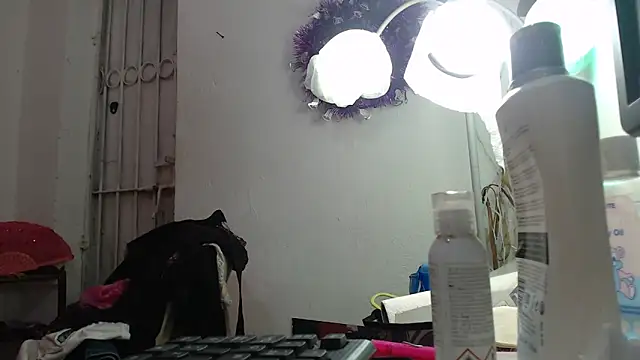 heyline milf online show from April 23, 2:19 pm