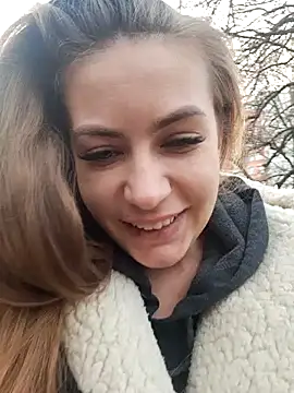 Snapshot of Keli_Jessi chatting on December 20, 1:11 pm Keli Jessi online show from December 20, 1:11 pm