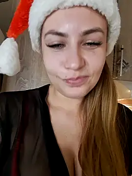Snapshot of Keli_Jessi chatting on December 25, 4:43 pm Keli Jessi online show from December 25, 4:43 pm