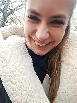 Snapshot of Keli_Jessi chatting on January 19, 1:12 pm Keli Jessi online show from January 19, 1:12 pm