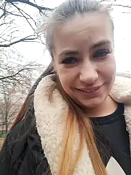 Snapshot of Keli_Jessi chatting on January 25, 1:08 pm Keli Jessi online show from January 25, 1:08 pm