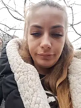 Snapshot of Keli_Jessi chatting on March 3, 1:42 pm Keli Jessi online show from March 3, 1:42 pm