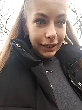 Snapshot of Keli_Jessi chatting on March 6, 1:35 pm Keli Jessi online show from March 6, 1:35 pm