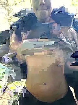 Snapshot of Keli_Jessi chatting on October 12, 1:32 pm Keli Jessi online show from October 12, 1:32 pm