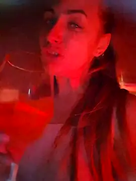 Snapshot of Keli_Jessi chatting on October 26, 6:58 pm Keli Jessi online show from October 26, 6:58 pm