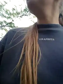 Snapshot of Keli_Jessi chatting on November 6, 2:07 pm Keli Jessi online show from November 6, 2:07 pm