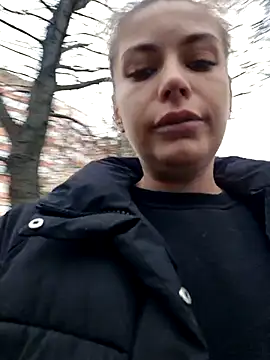 Snapshot of Keli_Jessi chatting on November 12, 2:17 pm Keli Jessi online show from November 12, 2:17 pm