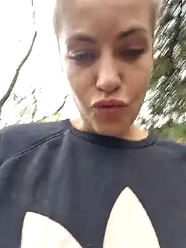 Snapshot of Keli_Jessi chatting on November 20, 12:49 pm Keli Jessi online show from November 20, 12:49 pm