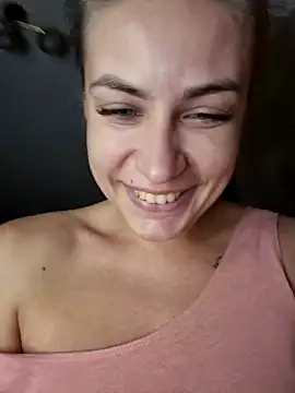 Snapshot of Keli_Jessi chatting on December 1, 7:08 pm Keli Jessi online show from December 1, 7:08 pm