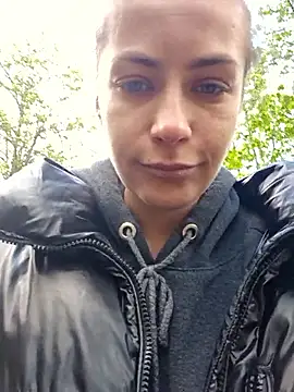 Keli Jessi online show from April 21, 1:06 pm