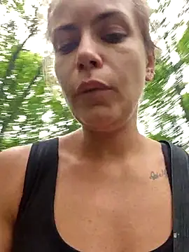 Snapshot of Keli_Jessi chatting on July 13, 7:55 am Keli Jessi online show from July 13, 7:55 am
