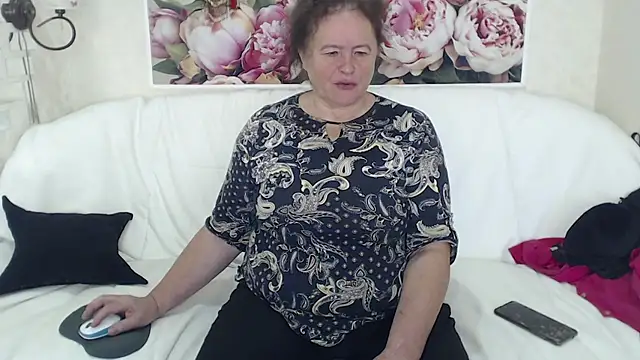 Snapshot of FlaviaSquirts chatting on September 13, 6:57 am FlaviaSquirts online show from September 13, 6:57 am