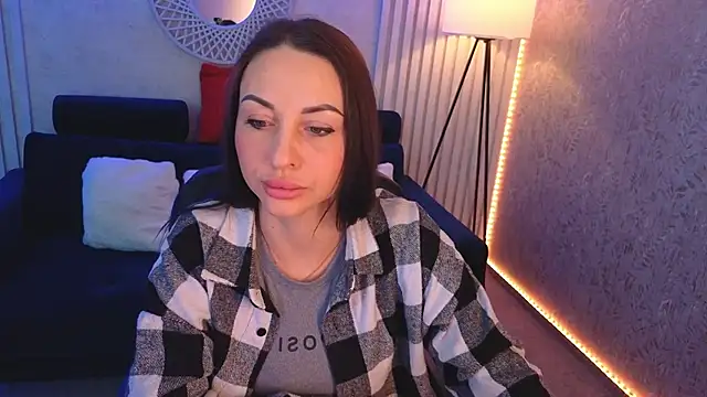 KristiiMax online show from February 19, 2:13 pm