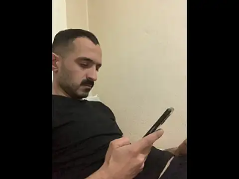 saye0044 online show from March 17, 8:34 pm