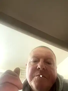 Snapshot of boilinghot123 chatting on October 26, 5:57 am boilinghot123 online show from October 26, 5:57 am