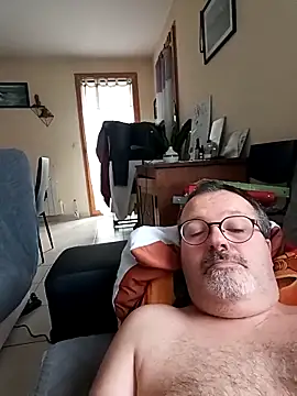 mike9473 online show from December 5, 9:29 am