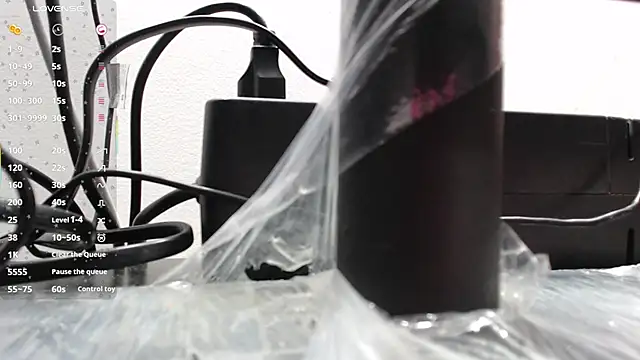 veronicaroose  online show from February 11, 10:39 pm