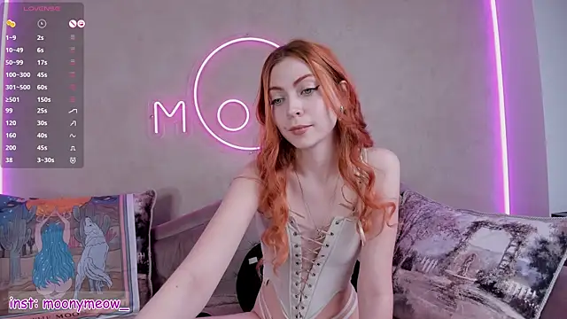 Snapshot of lika_lil chatting on March 17, 2:08 am lika lil online show from March 17, 2:08 am