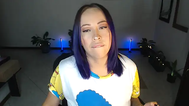 charlottezoe15 online show from June 21, 9:34 am
