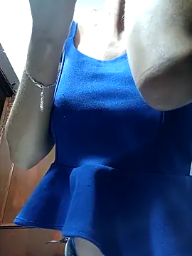 Snapshot of LunaZambrano chatting on March 4, 2:06 am LunaZambrano online show from March 4, 2:06 am