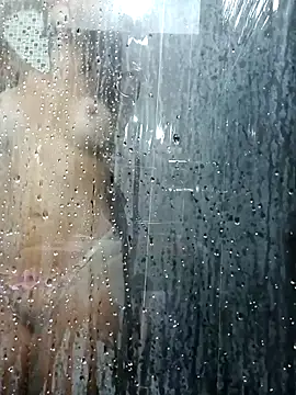 Snapshot of LunaZambrano chatting on March 13, 3:39 pm LunaZambrano online show from March 13, 3:39 pm