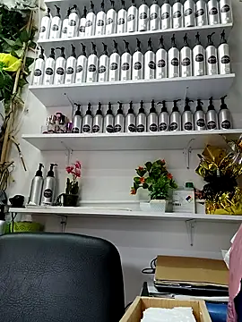 Snapshot of LunaZambrano chatting on March 15, 9:49 pm LunaZambrano online show from March 15, 9:49 pm