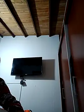 Snapshot of LunaZambrano chatting on September 29, 2:44 pm LunaZambrano online show from September 29, 2:44 pm