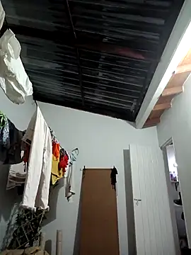 Snapshot of LunaZambrano chatting on September 30, 5:12 am LunaZambrano online show from September 30, 5:12 am