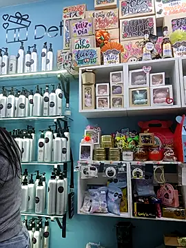 Snapshot of LunaZambrano chatting on September 30, 7:52 pm LunaZambrano online show from September 30, 7:52 pm