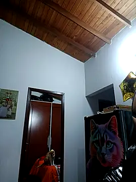 Snapshot of LunaZambrano chatting on October 8, 1:47 am LunaZambrano online show from October 8, 1:47 am