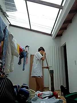 Snapshot of LunaZambrano chatting on October 17, 2:52 pm LunaZambrano online show from October 17, 2:52 pm