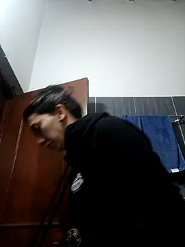 LunaZambrano online show from April 21, 4:19 am