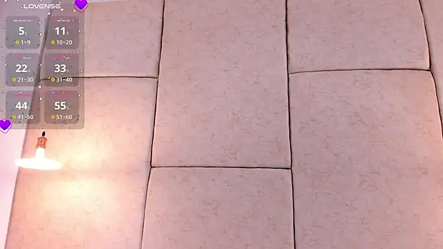 aisha vs online show from February 10, 11:46 am