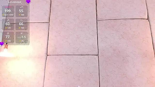 aisha vs online show from March 17, 12:25 pm