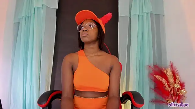 Snapshot of nilosolem chatting on October 31, 12:50 pm nilosolem online show from October 31, 12:50 pm