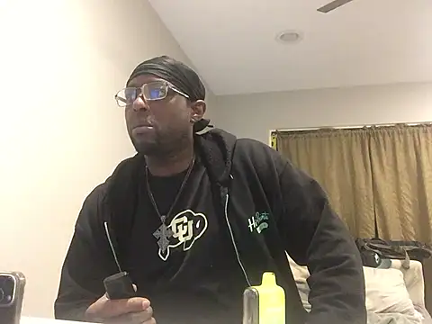 Snapshot of Londonfrotadejr chatting on February 1, 4:24 am Londonfrotadejr online show from February 1, 4:24 am
