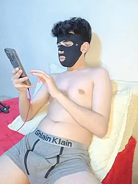arabqueen online show from May 29, 9:24 pm