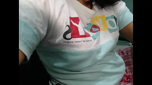 CuteRhea69 online show from November 21, 12:37 pm