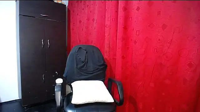 Deiby casas online show from October 12, 7:07 am