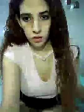 Snapshot of Kleopatracolo chatting on December 7, 10:17 pm Kleopatracolo online show from December 7, 10:17 pm