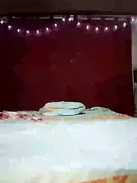 Snapshot of Kleopatracolo chatting on January 3, 12:43 am Kleopatracolo online show from January 3, 12:43 am