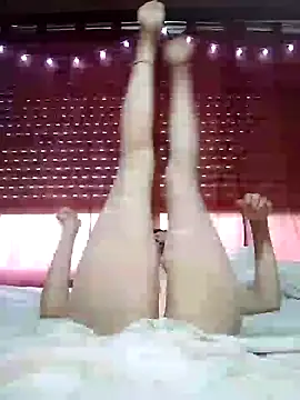 Snapshot of Kleopatracolo chatting on January 6, 9:54 pm Kleopatracolo online show from January 6, 9:54 pm