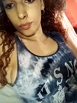 Snapshot of Kleopatracolo chatting on February 14, 4:41 pm Kleopatracolo online show from February 14, 4:41 pm