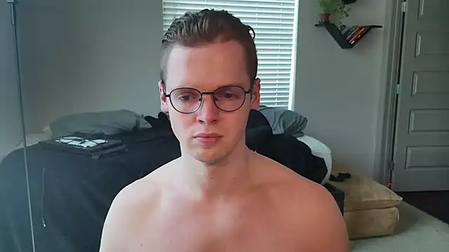 doloresman online show from April 23, 10:45 pm