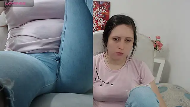 Snapshot of tania_sweet__ chatting on June 29, 4:29 pm tania sweet online show from June 29, 4:29 pm