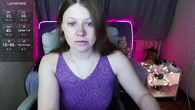 Snapshot of alekasamui chatting on January 9, 12:25 am alekasamui online show from January 9, 12:25 am